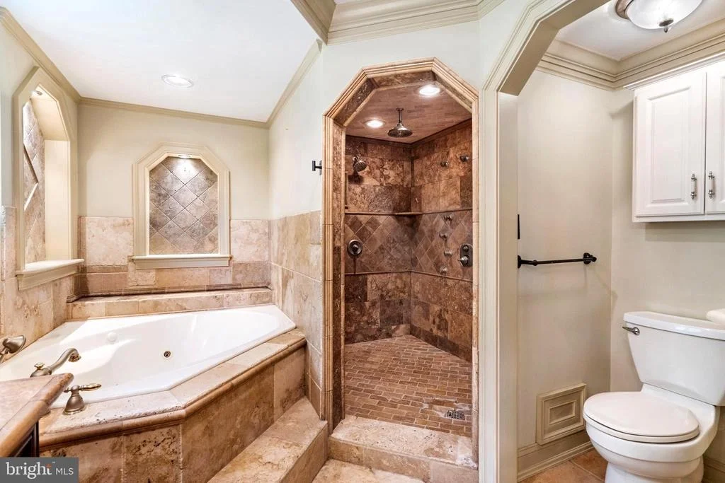 Photo of 955 STAYMAN DRIVE