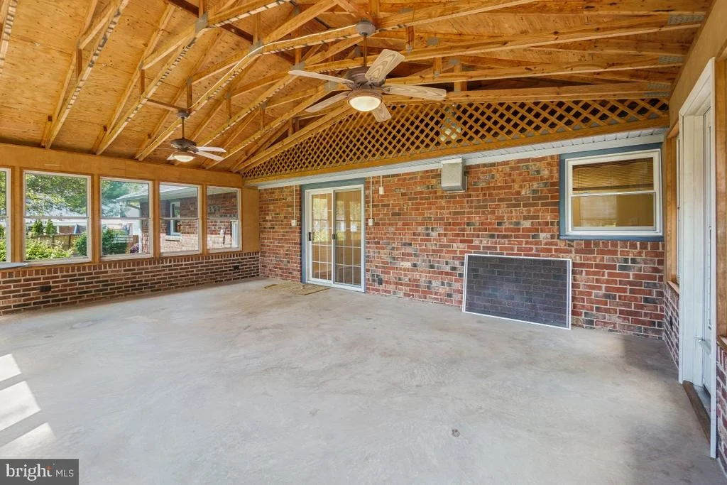 Photo of 18804 WILLOW GROVE ROAD