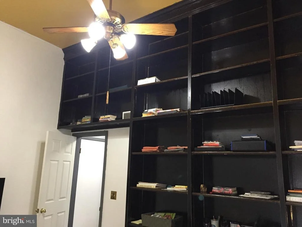 Photo of 7233 CARRIAGE HILL DRIVE
