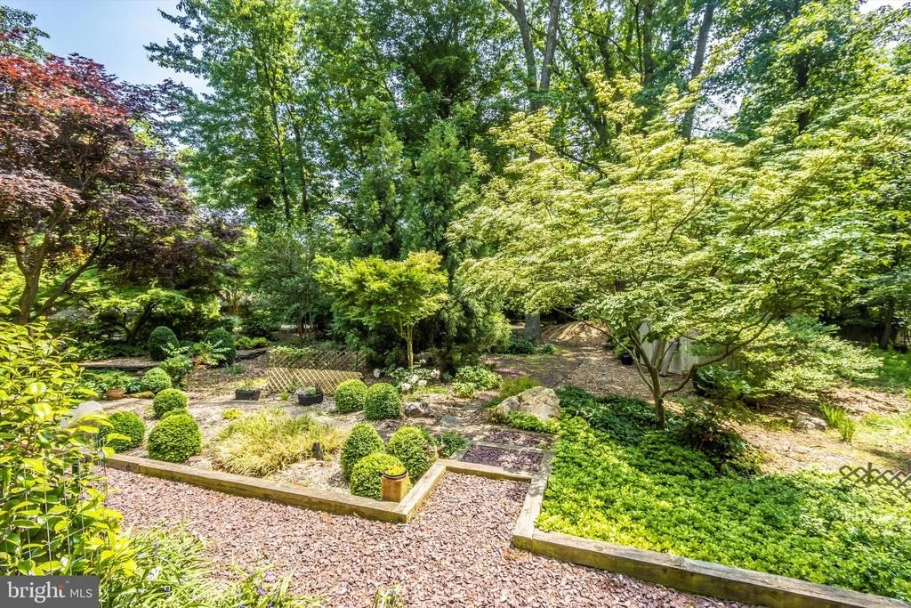 Photo of 13800 CREST HILL LANE