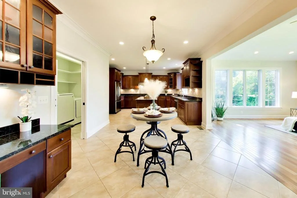 Photo of 6639 LOCUST WAY
