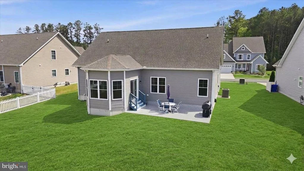 Photo of 18787 MELVILLE WAY