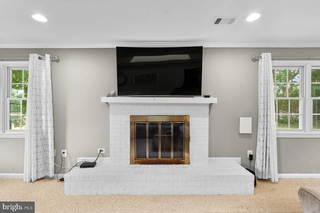 Photo of 14028 BREEZE HILL LANE