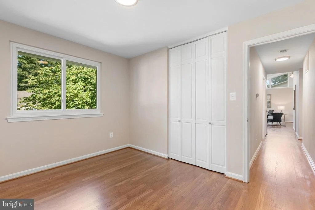 Photo of 5505 EASTBOURNE DRIVE