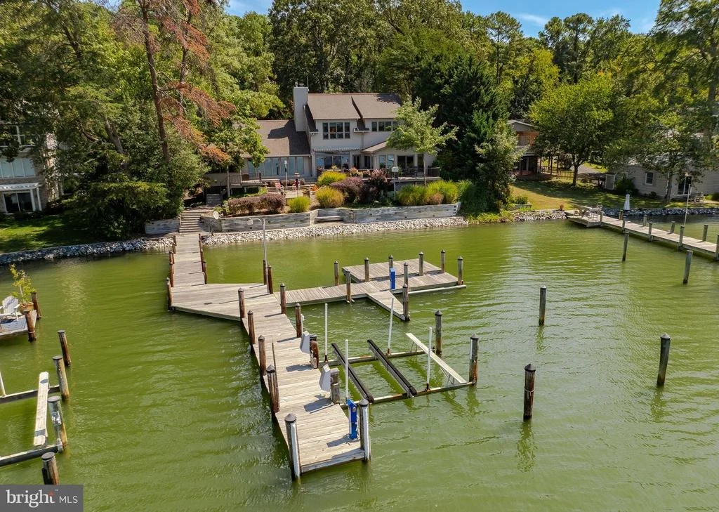 Photo of 369 DEER DRIVE