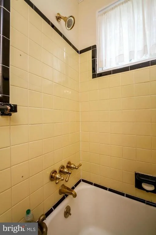 Photo of 8719 LEONARD DRIVE
