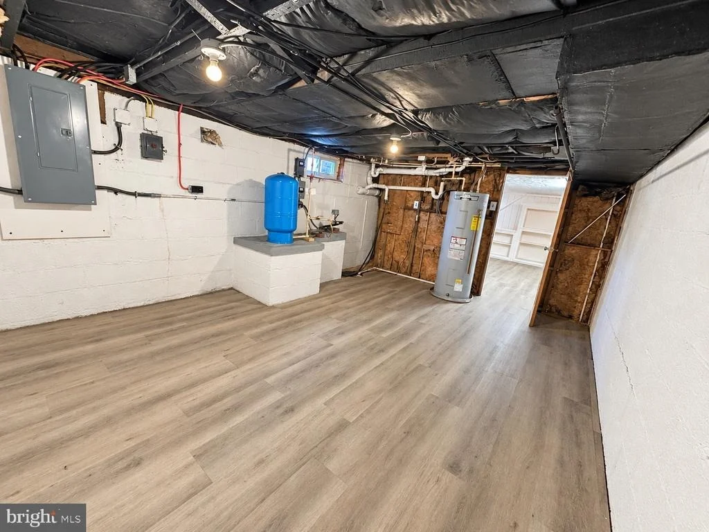 Photo of 8921 YELLOW SPRINGS ROAD
