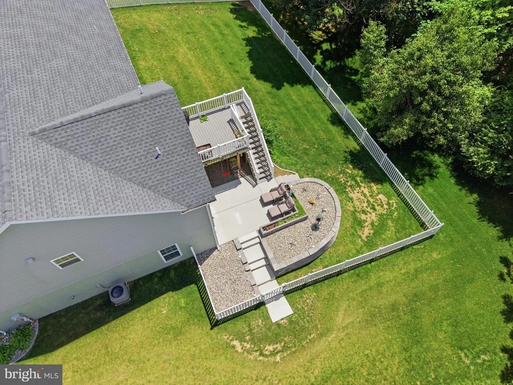 Photo of 43 HUNTMASTER DRIVE