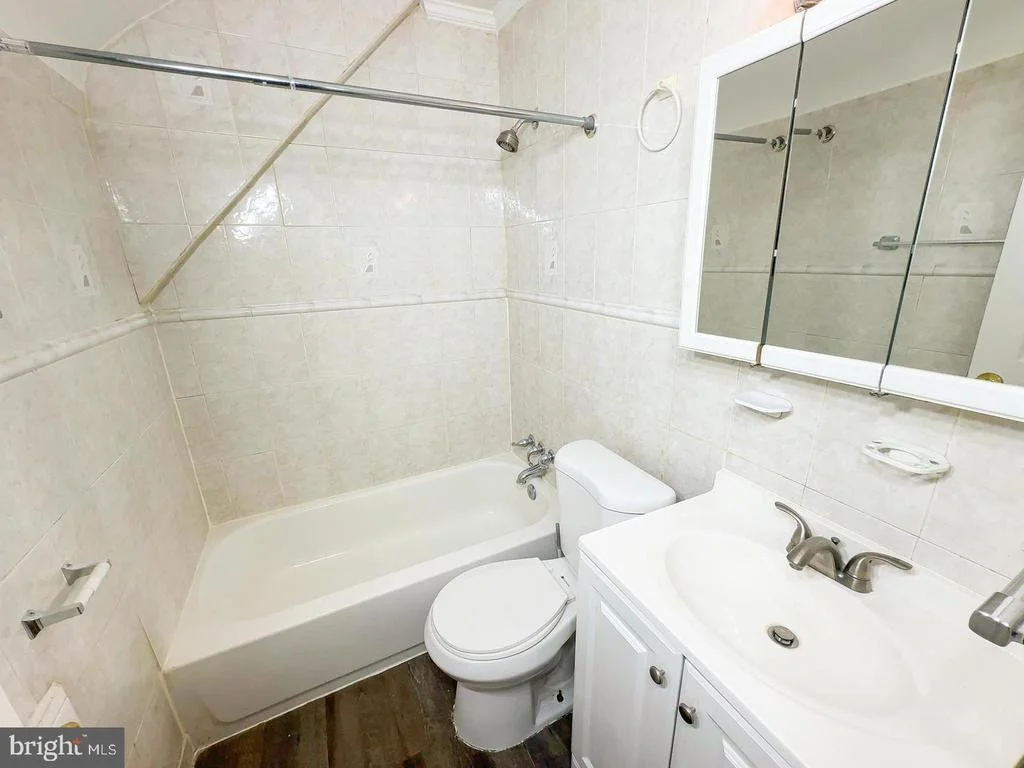 Photo of 1106 45TH PLACE SE