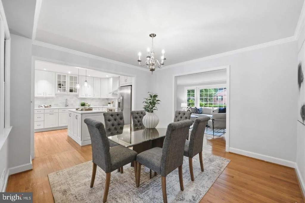 Photo of 5910 OVERLEA ROAD