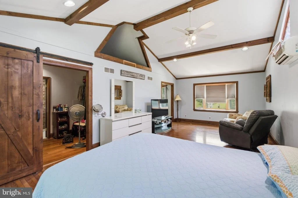 Photo of 14 BOWFIN DRIVE