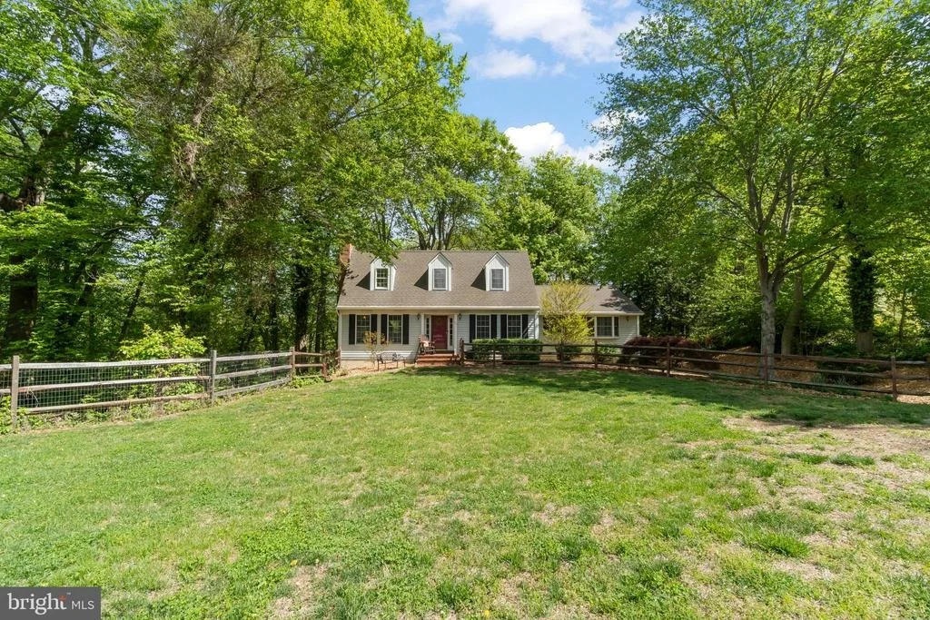 Photo of 42 CREEK ROAD
