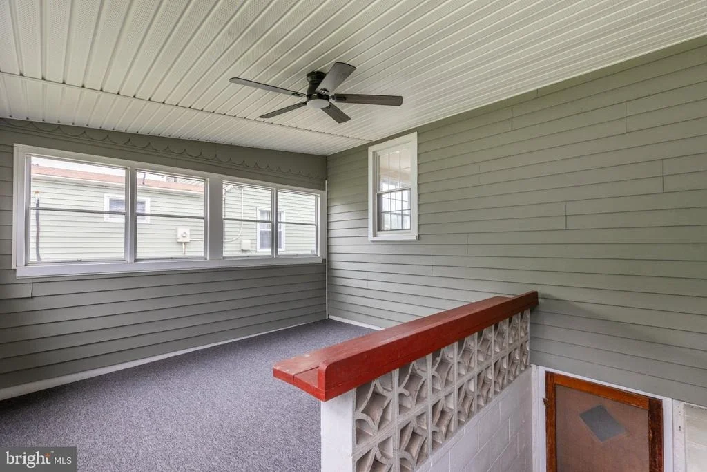 Photo of 8202 LONGPOINT ROAD
