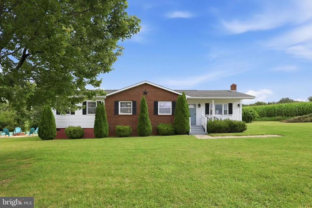 Photo of 204 HILLIARDS DRIVE