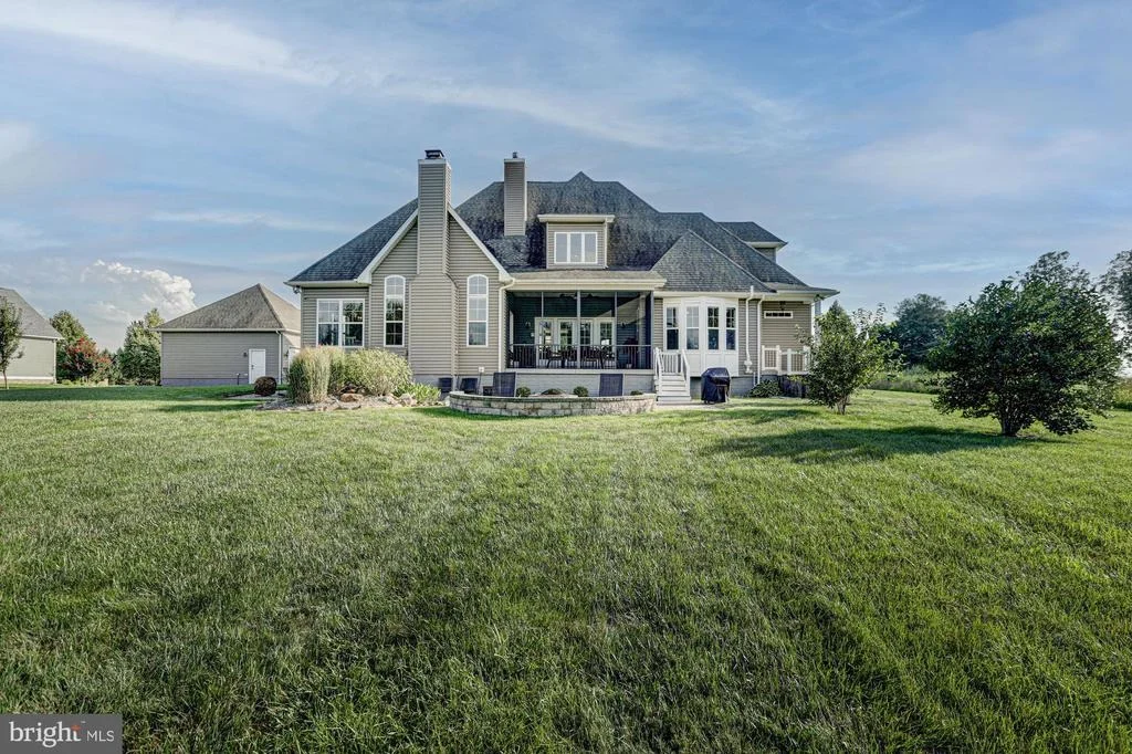 Photo of 1233 BUNKER HILL ROAD