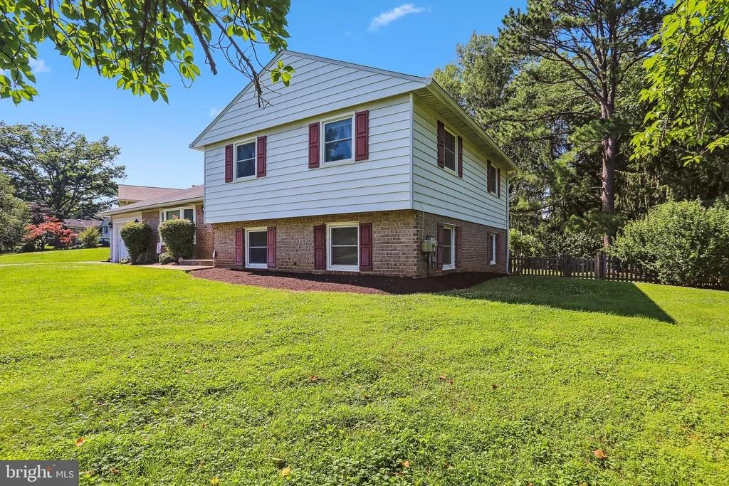 Photo of 4001 BARNSLEY LANE