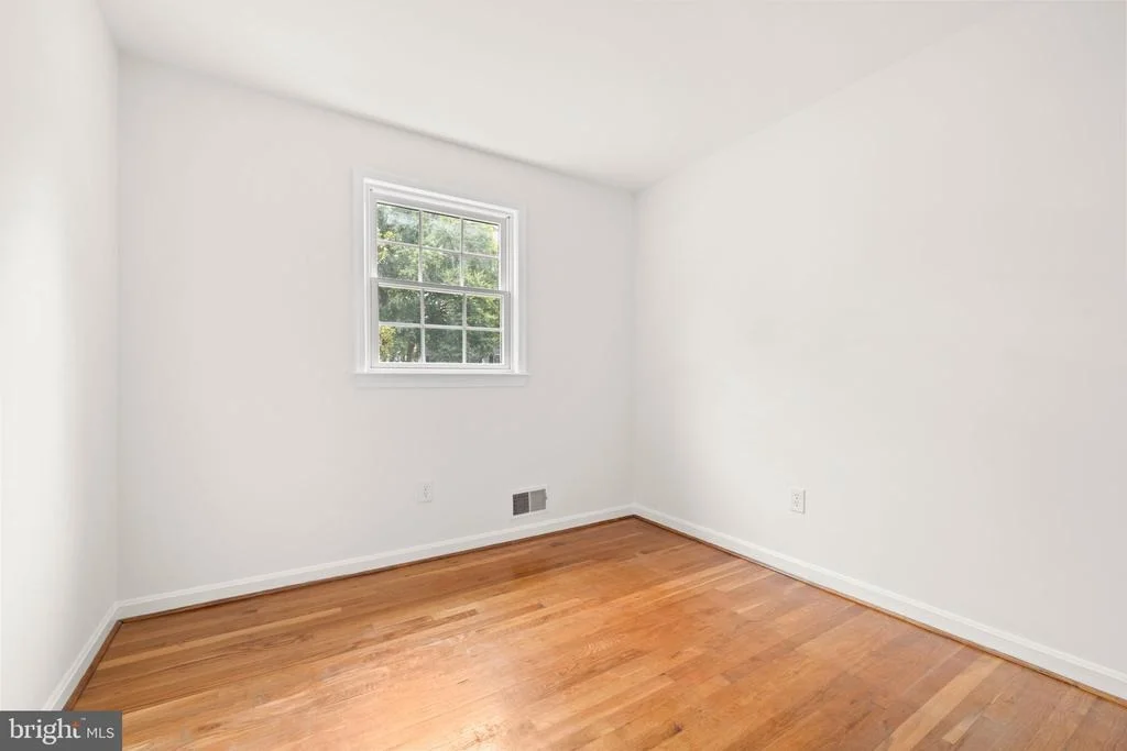 Photo of 9002 TEDDY RAE COURT