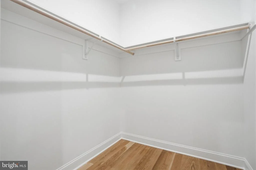 Photo of 1142 CAMERON ROAD