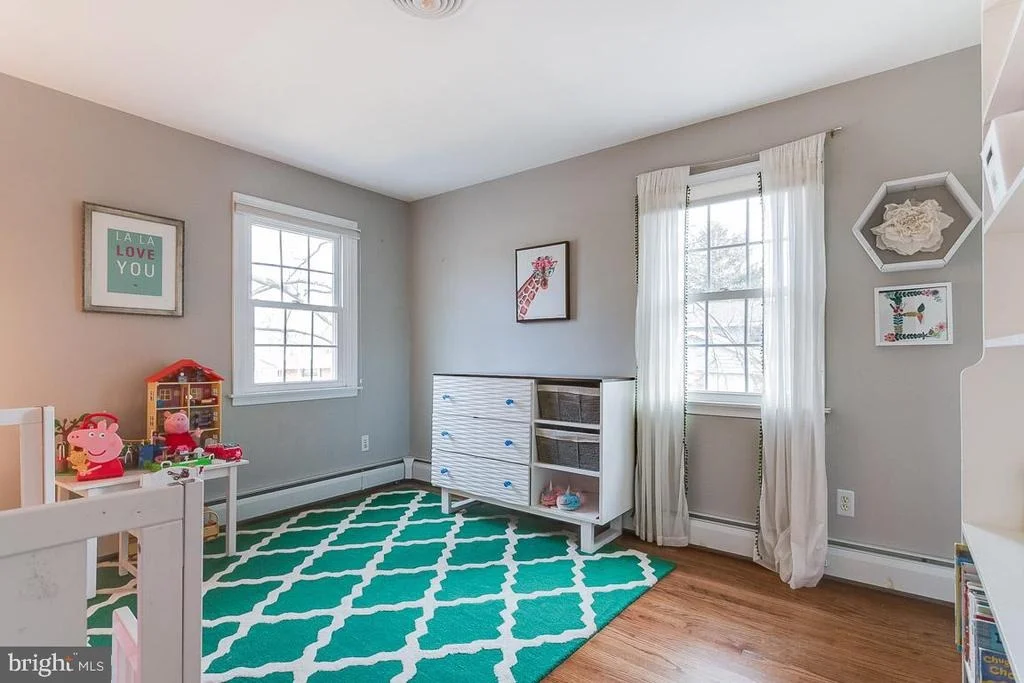 Photo of 9702 LONGVIEW DRIVE