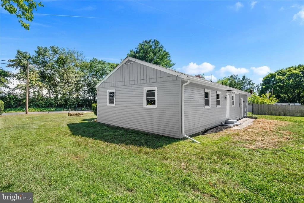 Photo of 517 ROUND TOP ROAD