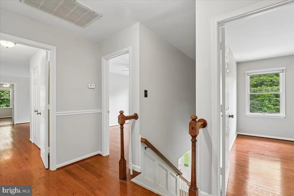 Photo of 8253 HONEYSUCKLE ROAD
