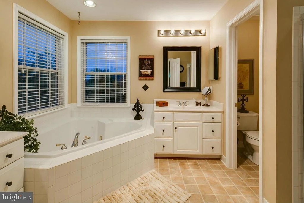 Photo of 6054 AVALON DRIVE