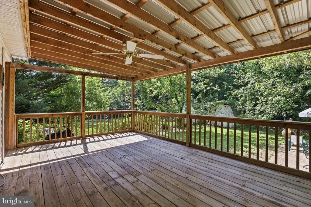 Photo of 735 WARREN DRIVE