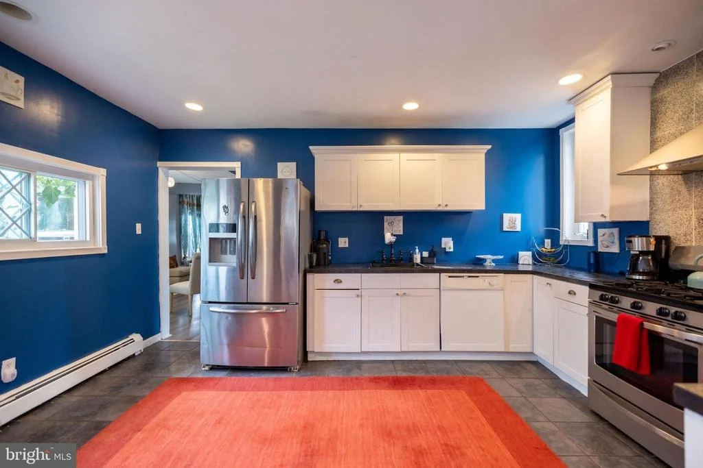 Photo of 39 E 2ND AVENUE