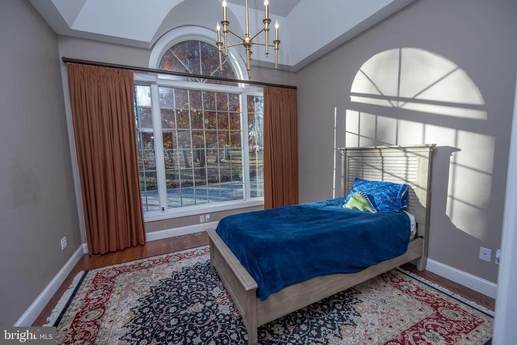 Photo of 1001 SUTTER LANE