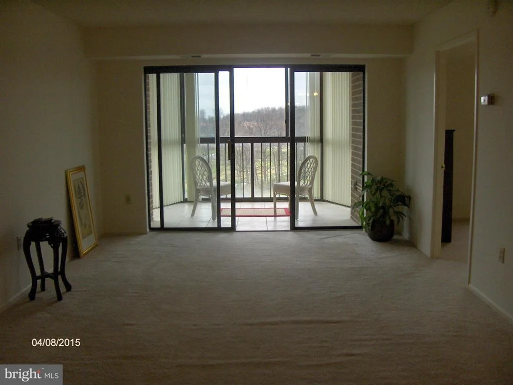 Photo of Unit 1706 at 15101 INTERLACHEN DRIVE
