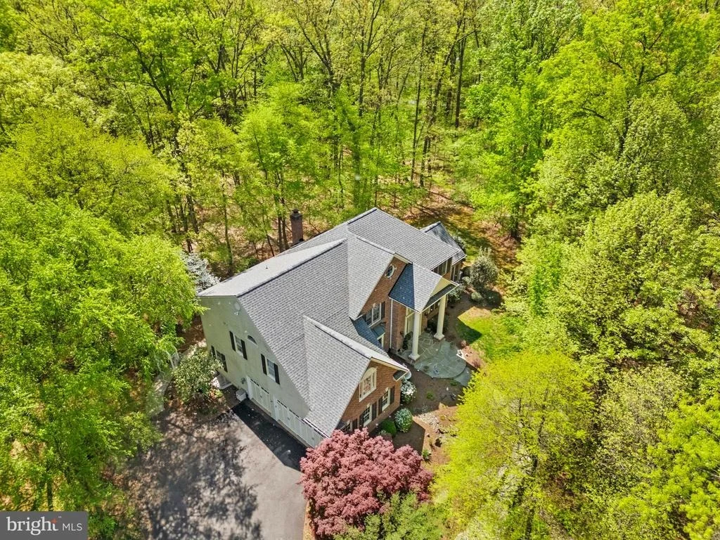 Photo of 22167 WOODWINDS DRIVE