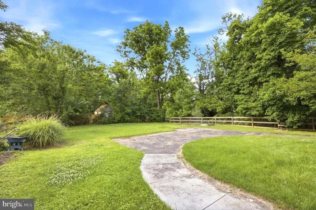 Photo of 1308 ELM ROAD