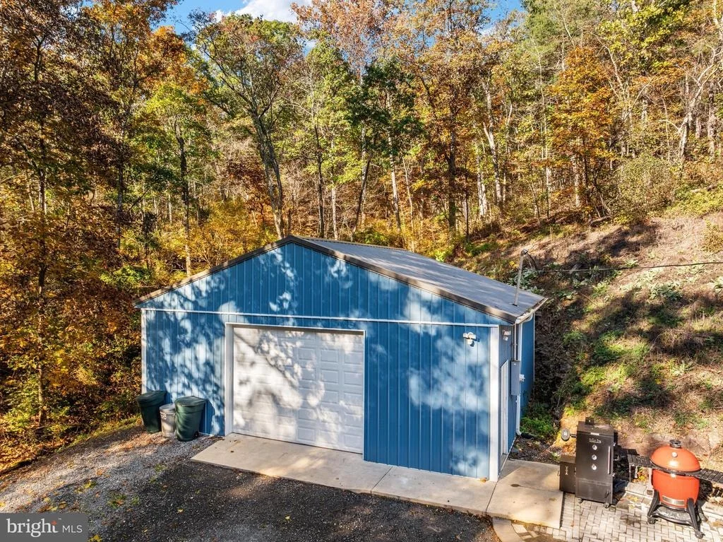 Photo of 322 HOLLOW ROAD
