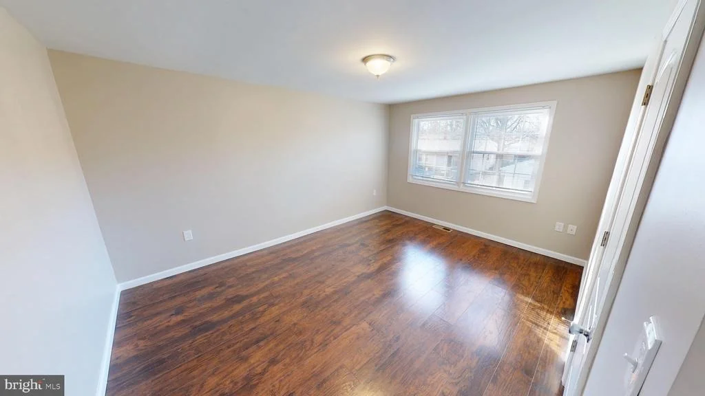 Photo of 5014 NICHOLAS ROAD