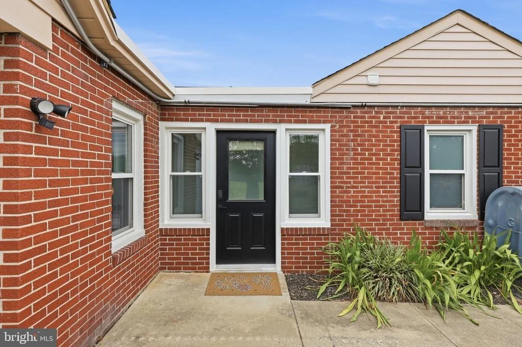 Photo of 16 SUMMIT AVENUE