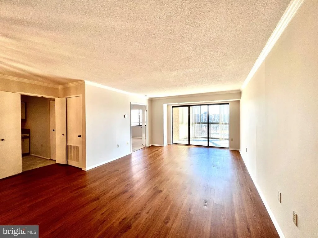 Photo of Unit 701 at 15115 INTERLACHEN DRIVE