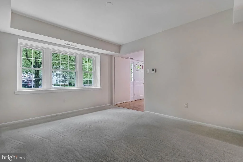 Photo of 13416 HATHAWAY DRIVE