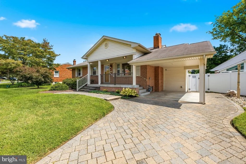 Photo of 802 YOUNG PLACE