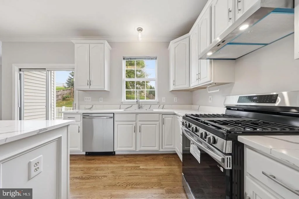 Photo of 6303 IVERSON TERRACE N