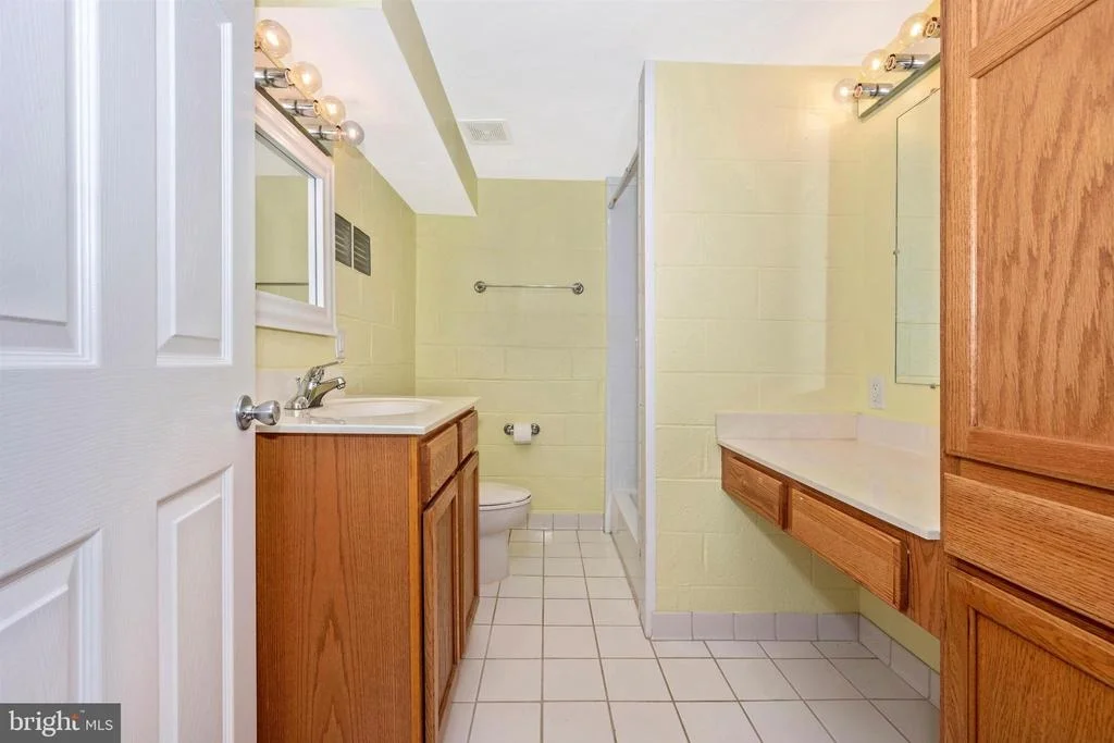 Photo of 25805 RIDGE ROAD