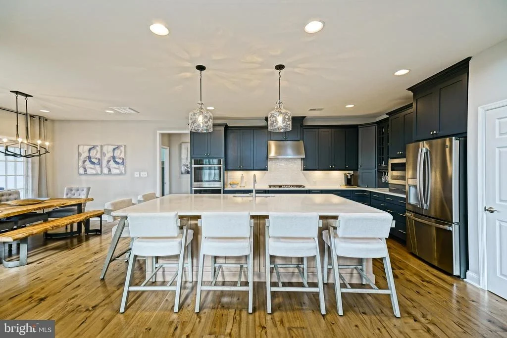 Photo of 33285 MAGGIE LANE