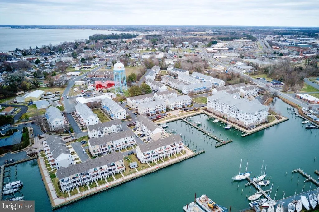 Photo of 343 SHIPYARD DRIVE