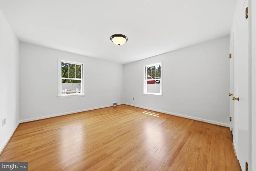 Photo of 412 CARROLL PARKWAY