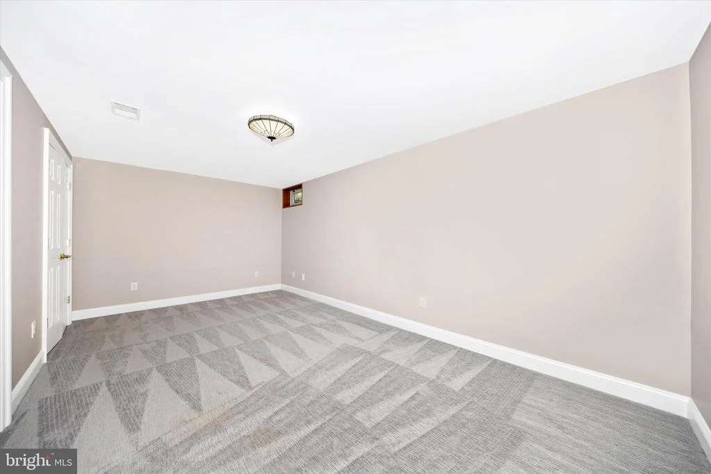 Photo of 803 APACHE COURT