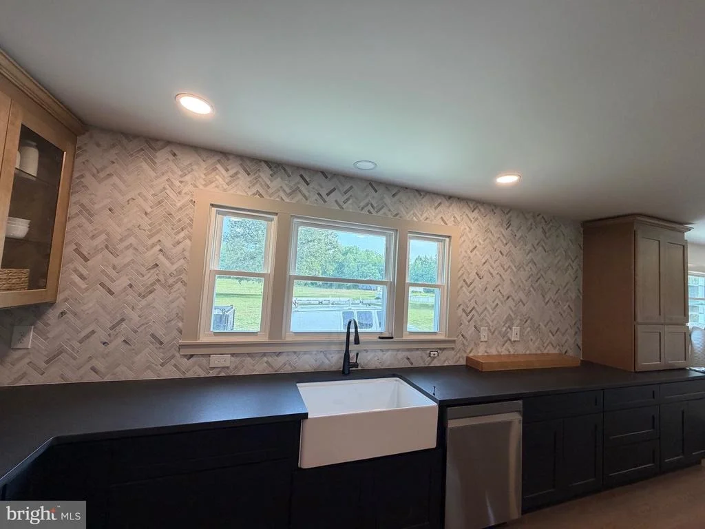 Photo of 1023 BAYARD ROAD