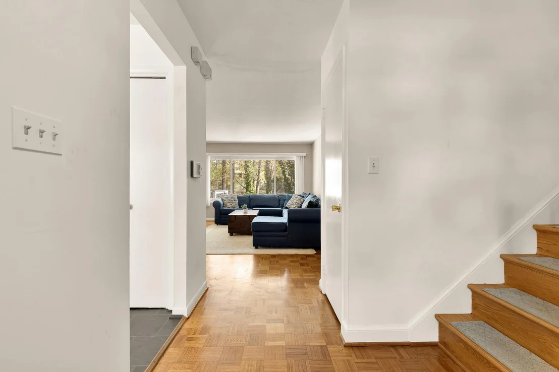 Photo of 1005 RUPPERT ROAD