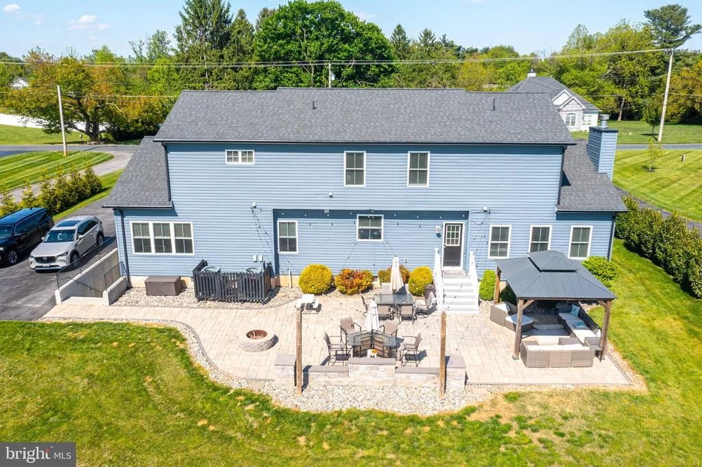Photo of 2818 SCARFF ROAD