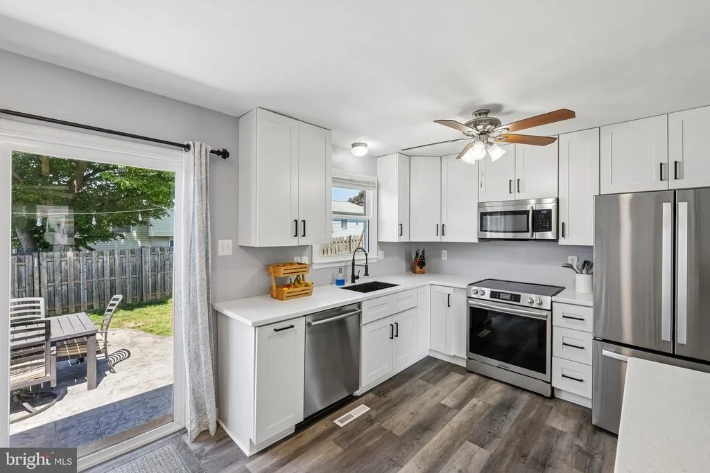 Photo of 904 HORIZON ROAD