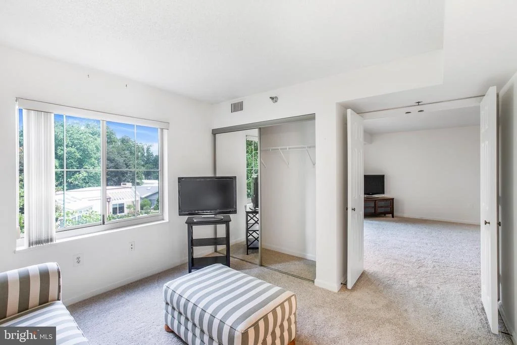 Photo of Unit 307 at 14805 PENNFIELD CIRCLE