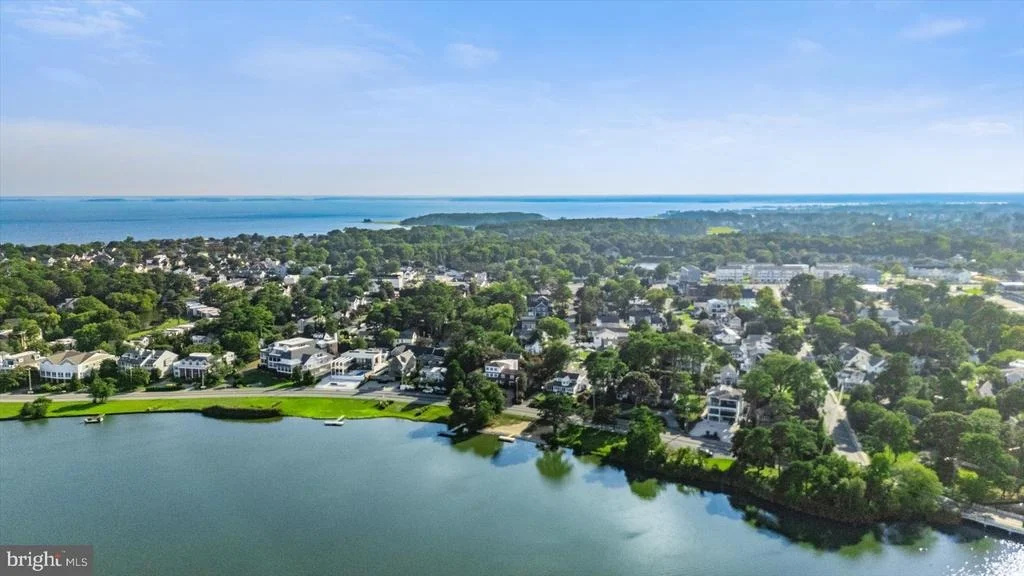 Photo of 20340 SILVER LAKE DRIVE